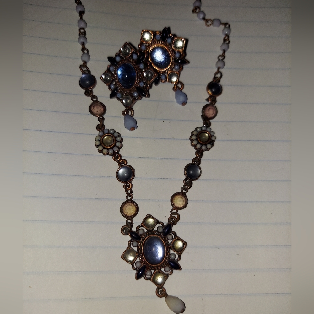 Avon Blue earrings and necklace set